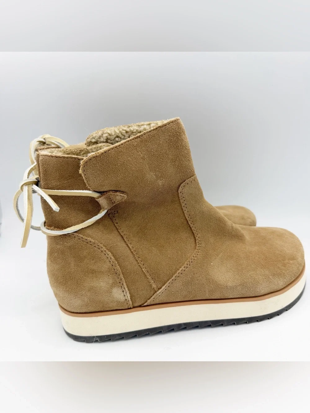 Merrell Juno Bluff Polar Ankle Snow Boots Womens Size 7.5 Beige Suede Waterproof